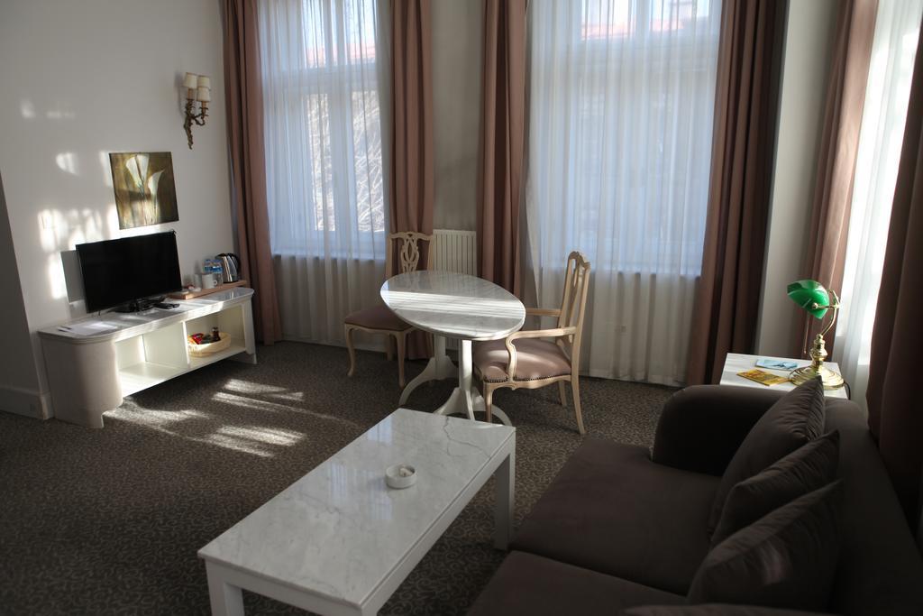 Kar'S Hotel Kars Zewnętrze zdjęcie